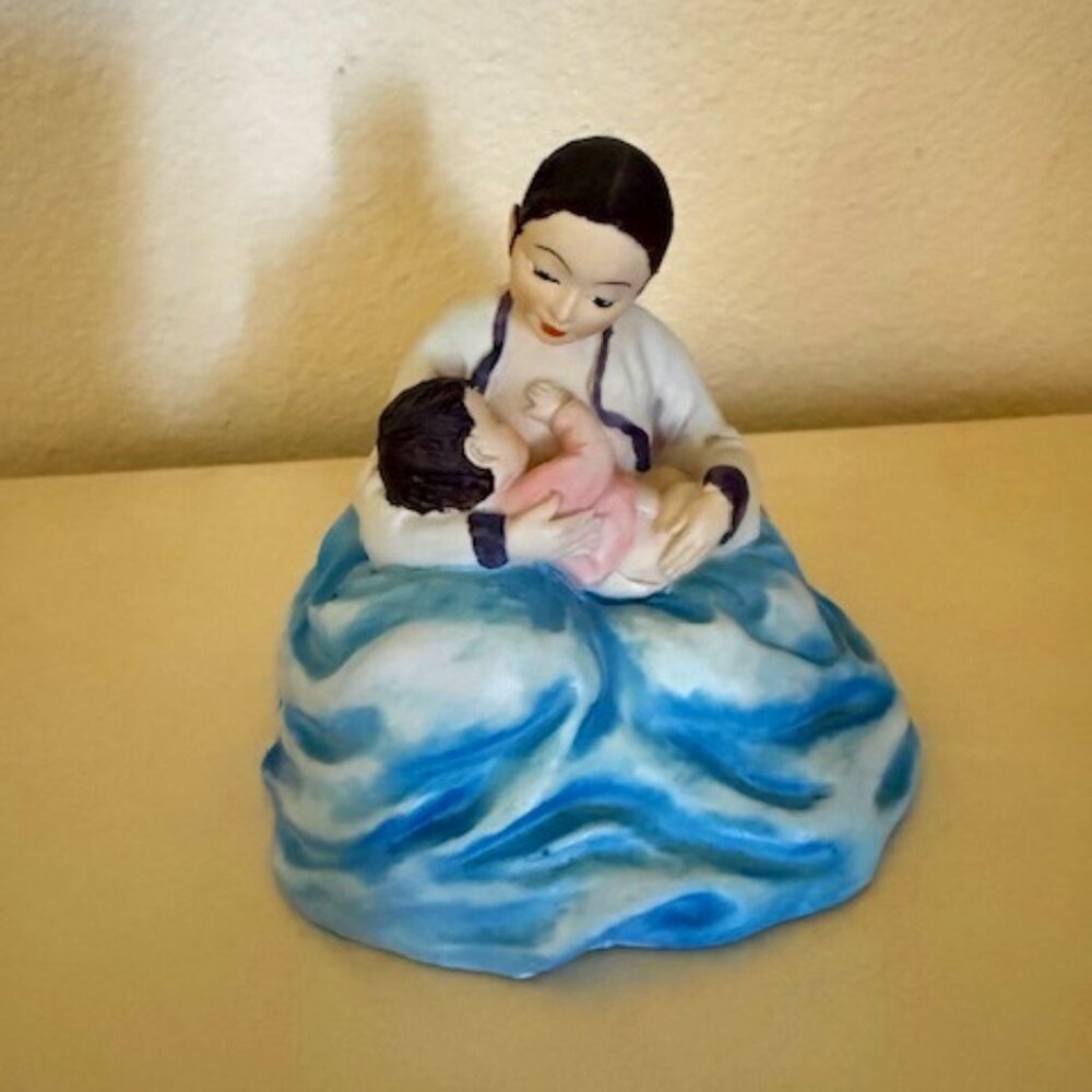 vintage koreart figurine